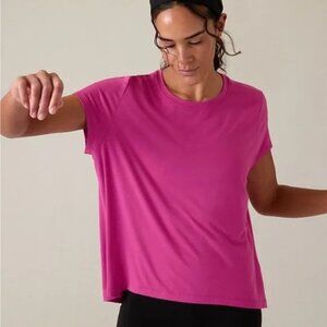 ATHLETA - Women's Small (Petite) WITH-EASE Tee (Iceplant Pink)